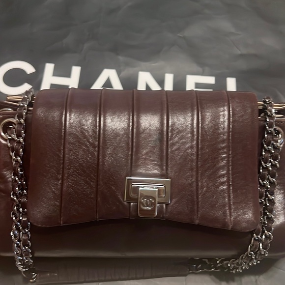 Chanel brown small flap bag - Picture 2 of 11